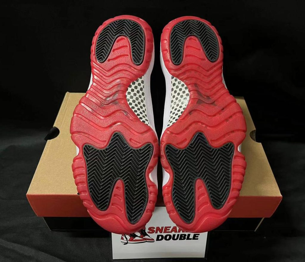 Jordan 11 Retro Playoffs Bred