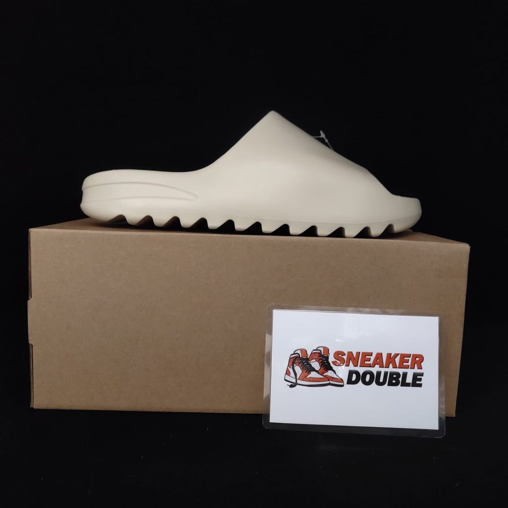 YEEZY SLIDE BONE 4