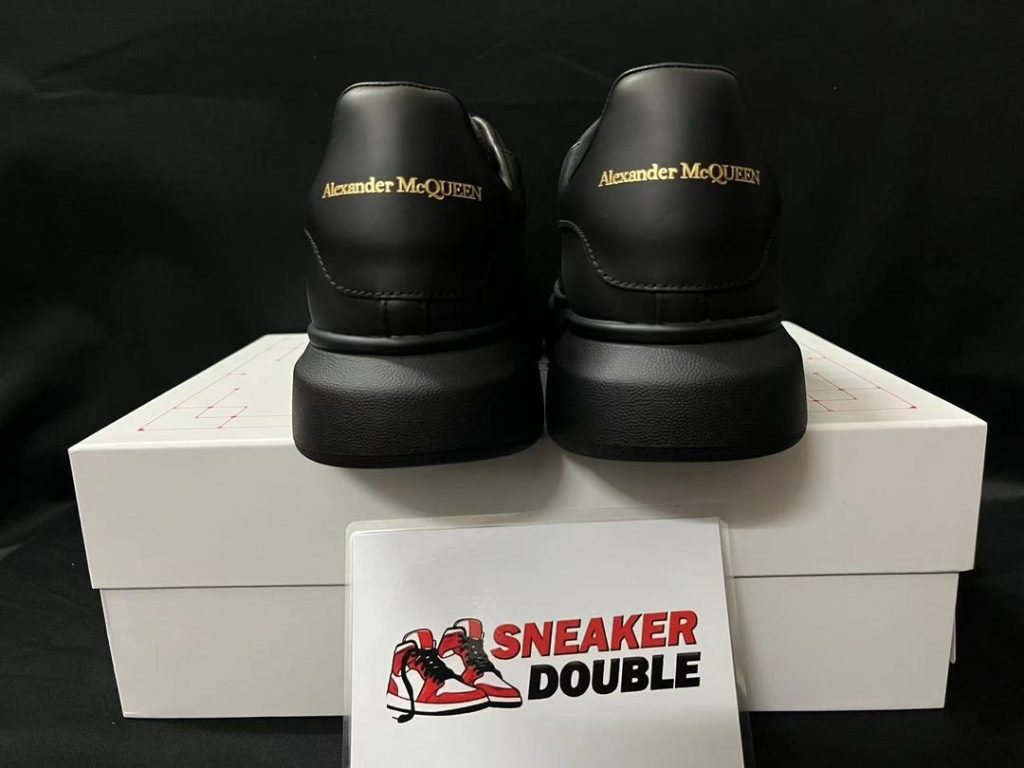 Alexander McQueen Oversized Sneakers | Triple Black 44 alexander mcqueen oversized sneaker 1