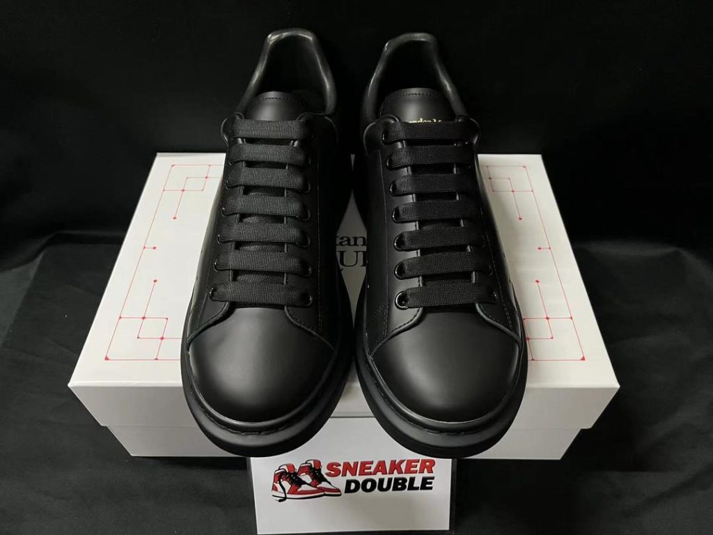 Alexander McQueen Oversized Sneakers | Triple Black 45 alexander mcqueen oversized sneaker 2