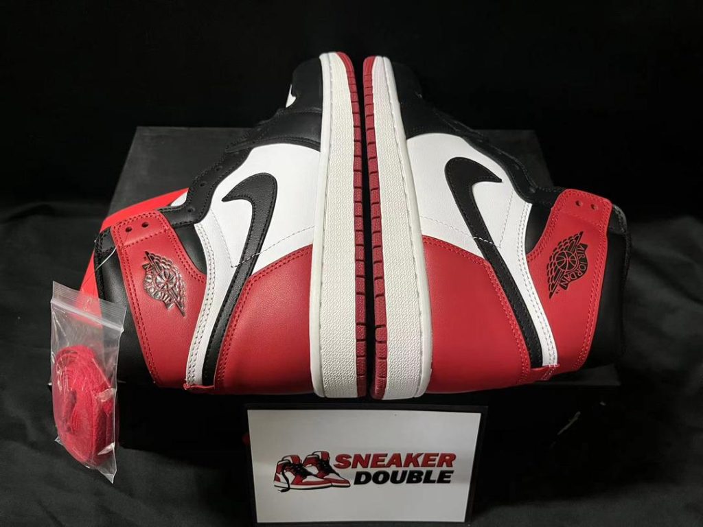 Air Jordan 1 - High Black Toe 2016 88 jordan 1 black toe 6