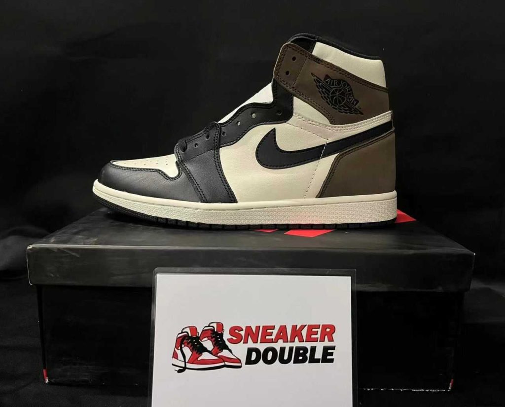 AIR JORDAN 1 RETRO HIGH OG - Dark Mocha 2020 54 Air Jordan 1 Low Retro Dark Mocha
