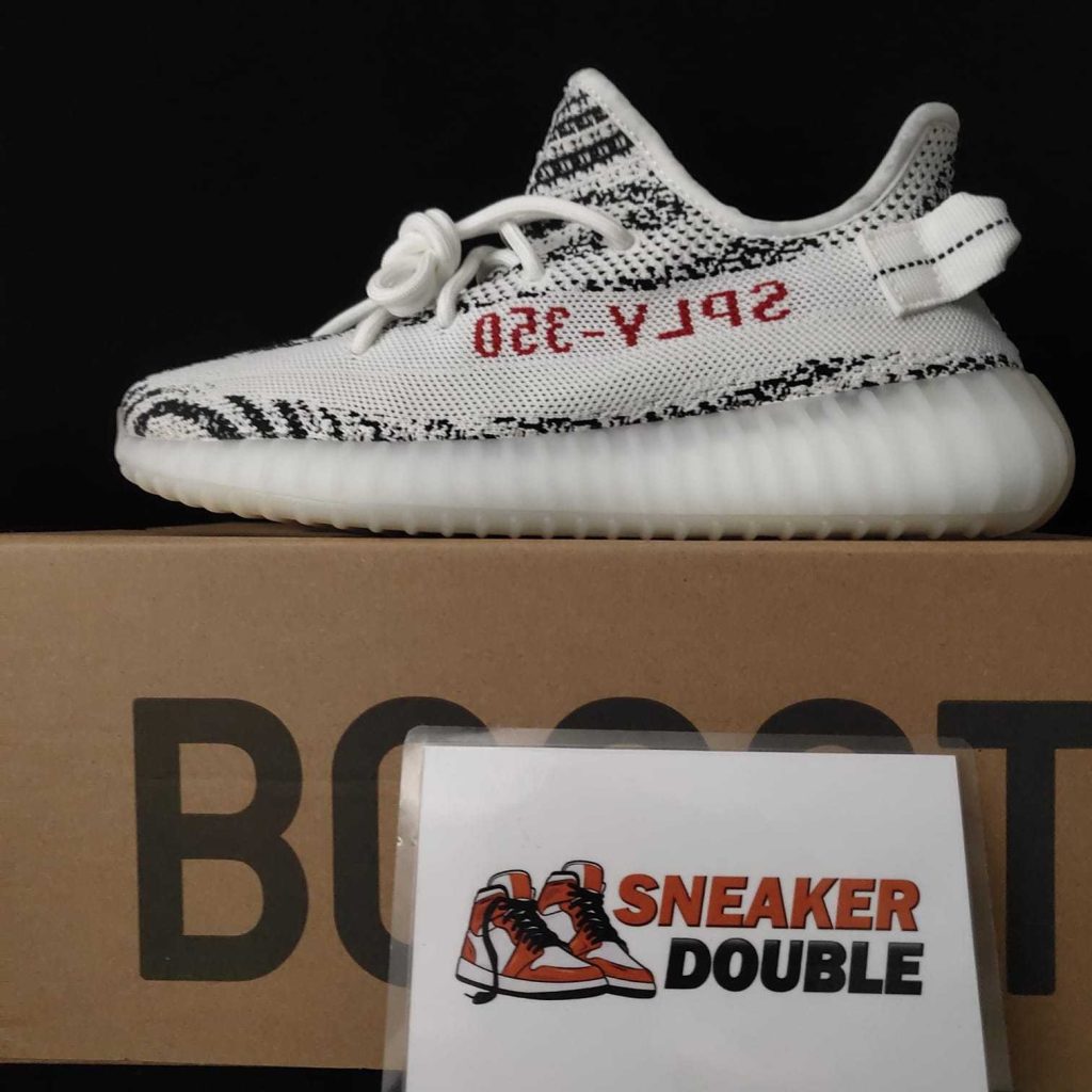YEEZY BOOST 350 V2 – Zebra 2018/2019 Release Yeezy Boost 350 1 1024x1024