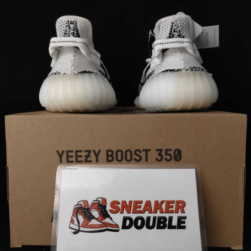 YEEZY BOOST 350 V2 – Zebra 2018/2019 Release Yeezy Boost 350 6 1024x1024