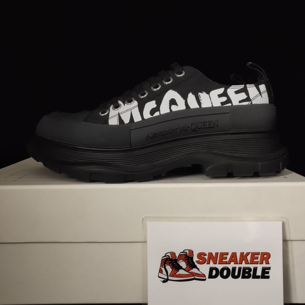 alexander mcqueen slick boot 3