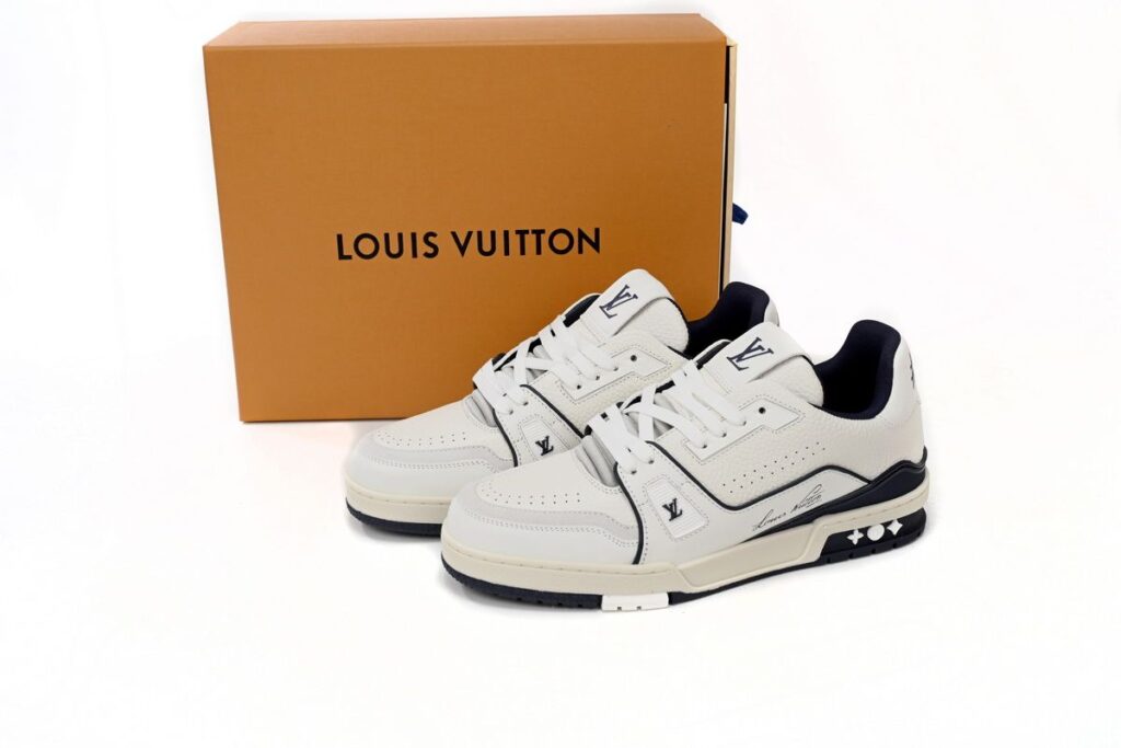 Louis Vuitton Trainer Sneaker Reps DK blue & White 50 image 7 compressed