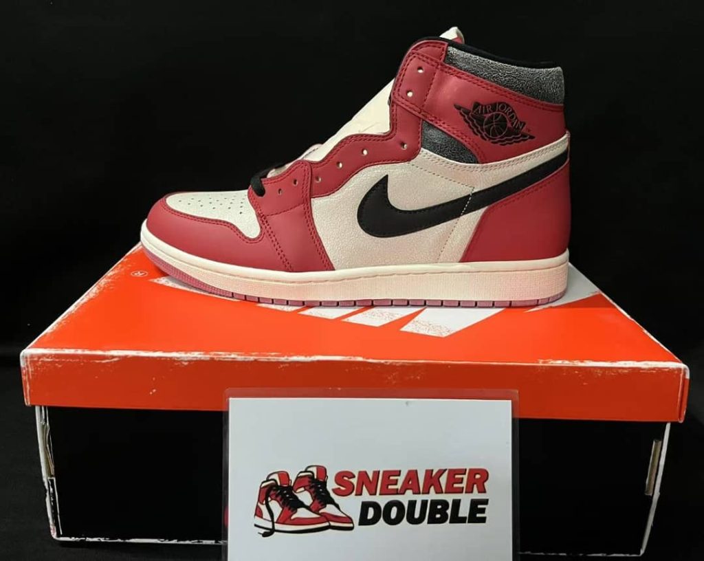 AIR JORDAN 1 RETRO HIGH OG Chicago Lost and Found 90 jordan 2 lost and found (3)