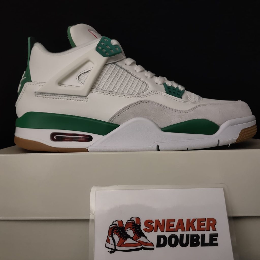 Jordan 4 Retro SB Pine Green Replicas 55 Jordan IV SB Pine Green