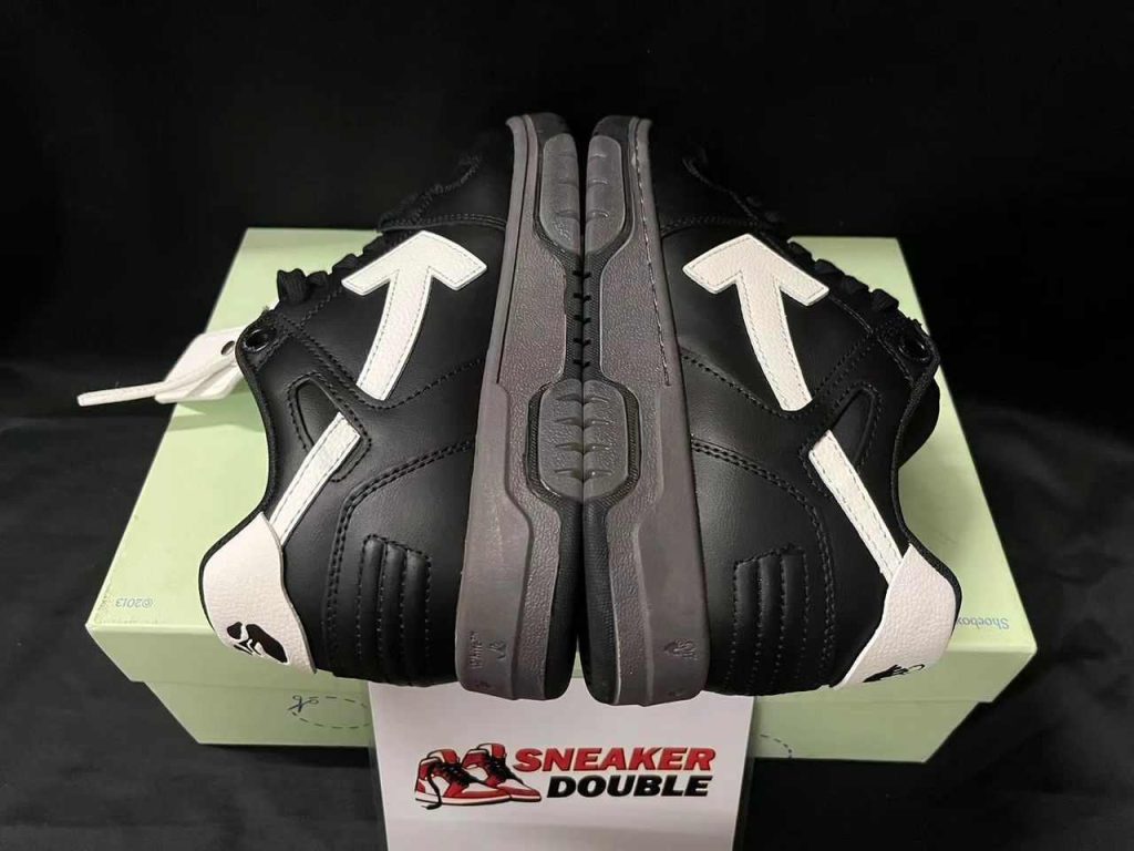 OOO Low Tops - Black White