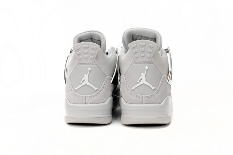 Jordan IV Frozen Moments