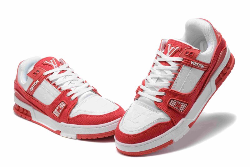 lv trainer red 5