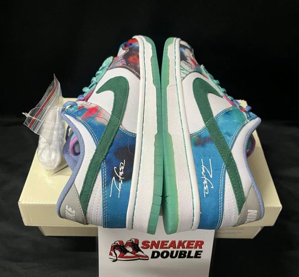 sb dunk futura 1