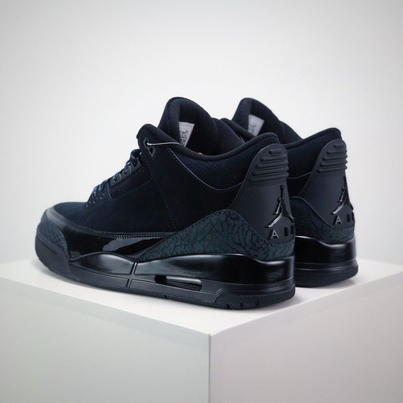 Air Jordan 3 Retro 'Black Cat' 2025 9 jordan 3 black cat (1)
