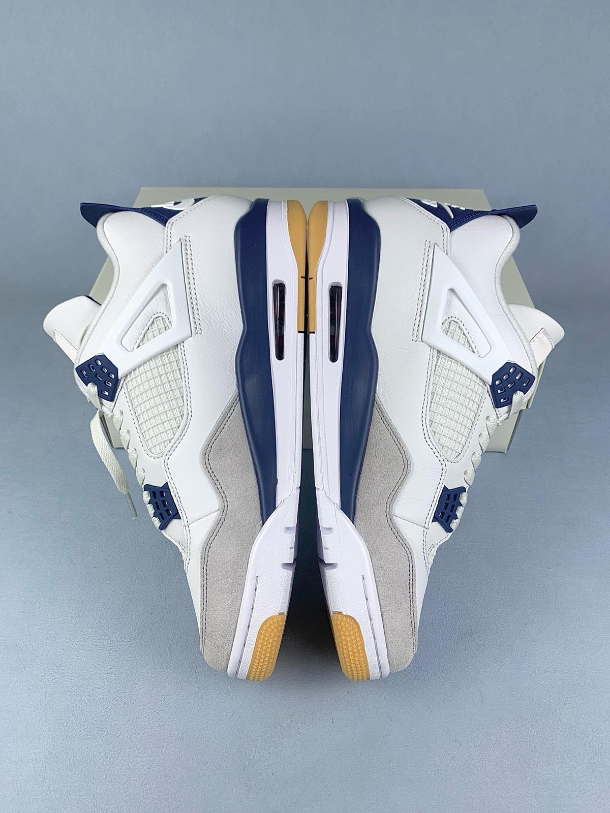 Nike SB x Air Jordan 4 Navy 2 jordan 4 SB Navy (1)