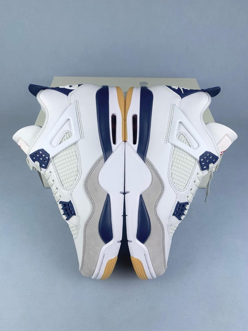 Nike SB x Air Jordan 4 Navy 10 jordan 4 SB Navy (4)
