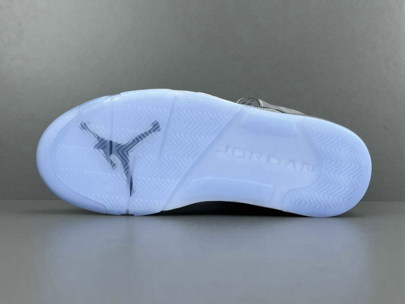 Air Jordan 5 Retro Wolf Grey (2026) 11 be0a9c5f
