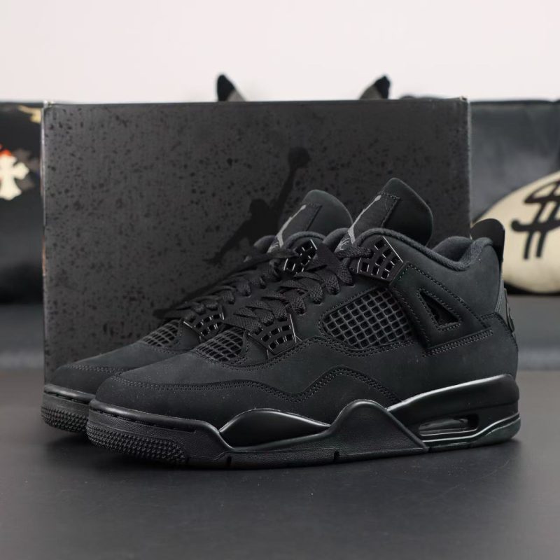 Air Jordan 4 Retro Black Cat (2025) 10 jordan 4 black cat 2025 (1)